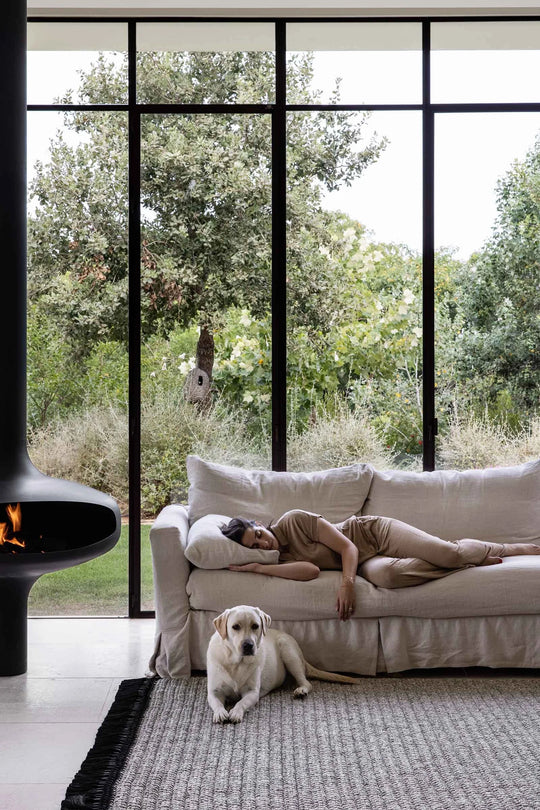 Signatur Tykt Teppe Sand Svart Melert