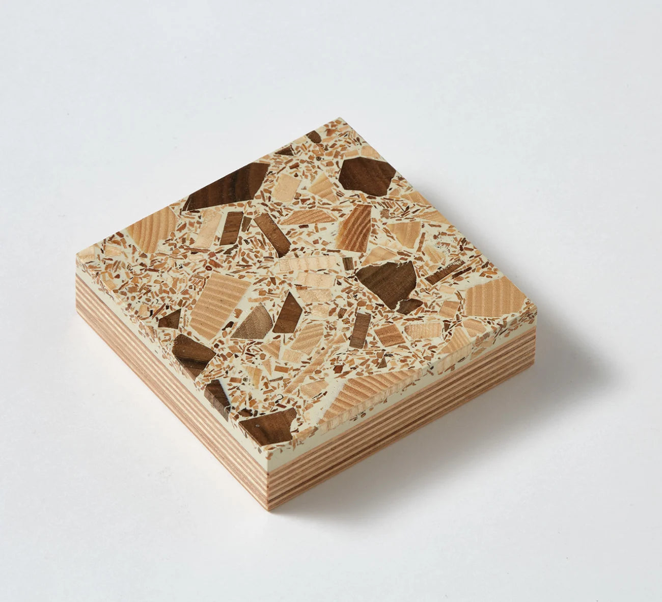 Nougat kryssfiner